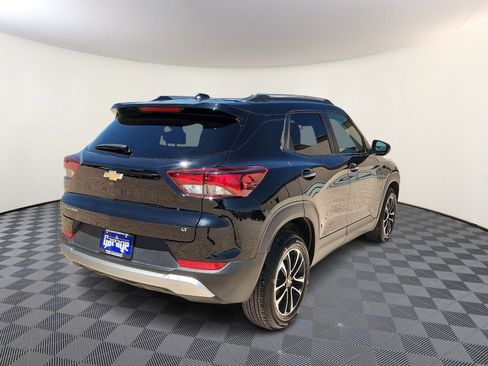 Used 2024 Chevrolet TrailBlazer LT image 4