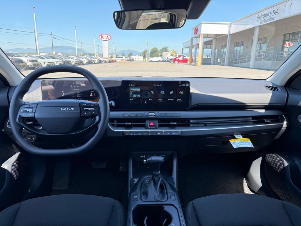 New 2026 Kia K4 FWD image 18