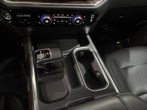 Used 2022 GMC Sierra 1500 Elevation w/ Elevation Premium Package AWD/4WD image 33