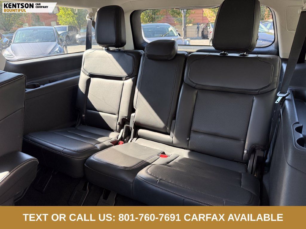 Used 2025 Ford Expedition Max Platinum AWD/4WD image 32