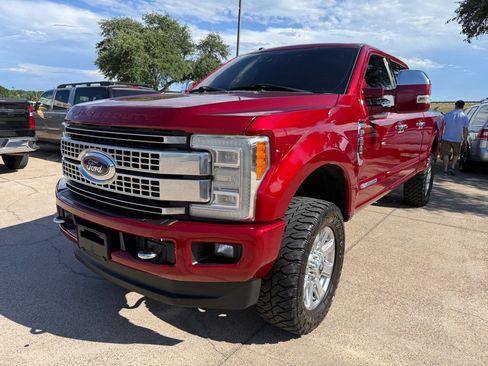 Used 2017 Ford F250 Platinum w/ FX4 Off-Road Package AWD/4WD image 3