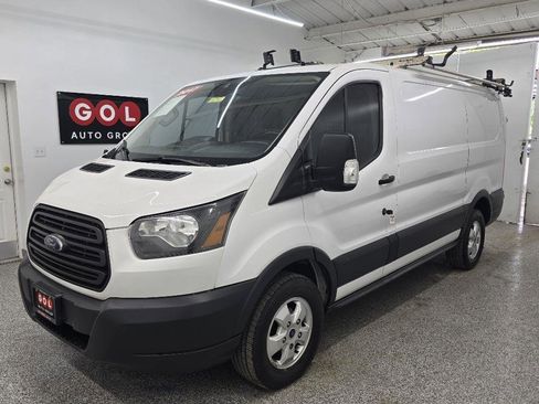 Used 2017 Ford Transit 250 130 Low Roof image 4