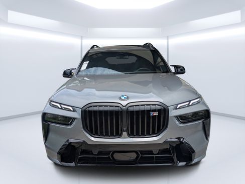 Used 2026 BMW X7 M60i AWD/4WD image 8