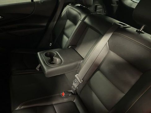 Used 2021 Chevrolet Equinox LT image 34