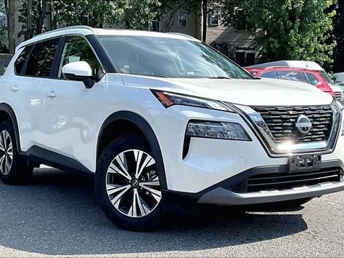 Used 2023 Nissan Rogue SV w/ SV Premium Package AWD/4WD image 1