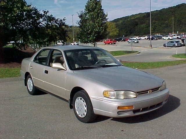 Used 1996 Toyota Camry LE w/ Elite Pkg FWD image 25