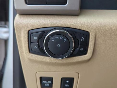 Used 2018 Ford F150 Lariat w/ Equipment Group 502A Luxury image 22