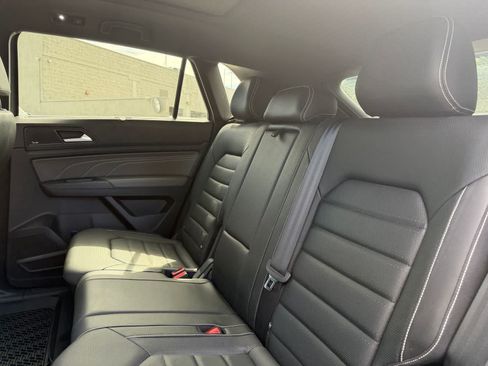 Used 2023 Volkswagen Atlas Cross Sport SEL Premium R-Line AWD/4WD image 13