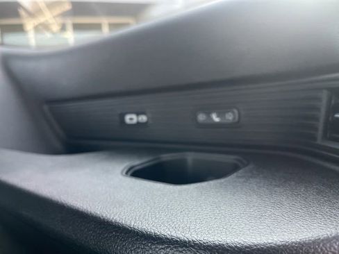 Used 2023 Jeep Wagoneer Series III w/ Preferred Equipment Group image 19