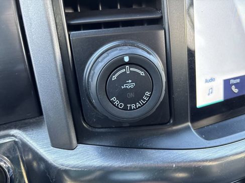 Used 2021 Ford F150 Lariat image 40