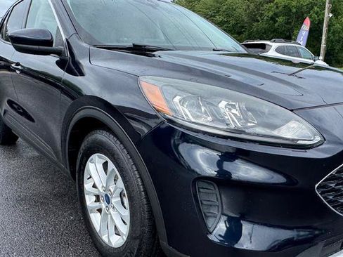 Used 2021 Ford Escape SE w/ Cold Weather Package FWD image 22