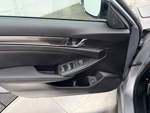Used 2022 Honda Accord Sport image 17