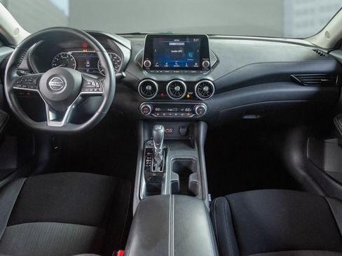 Used 2021 Nissan Sentra SV image 13