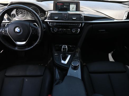 Used 2018 BMW 330i Sedan RWD image 15