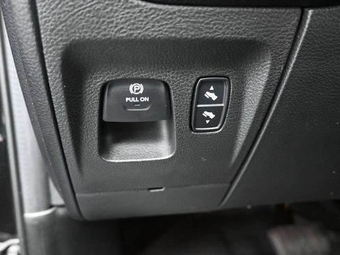 Used 2020 RAM 1500 Big Horn AWD/4WD image 21