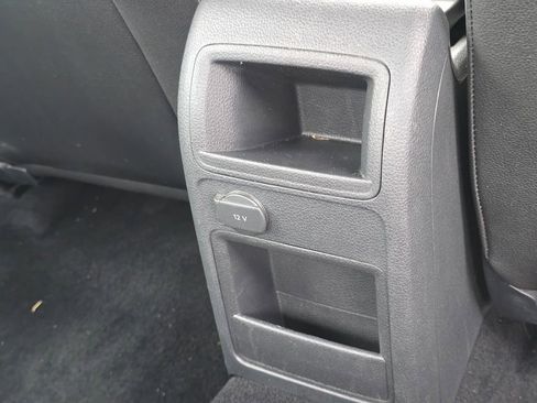 Used 2016 Volkswagen Jetta Sport FWD image 25