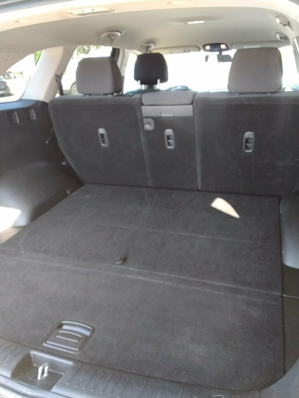 Used 2017 Kia Sorento FWD image 25