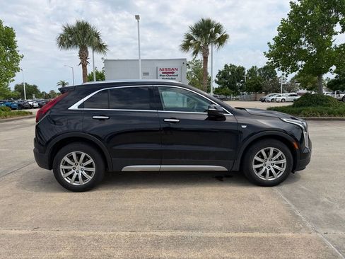 Used 2023 Cadillac XT4 Premium Luxury FWD image 6