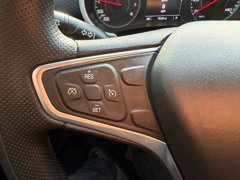 Used 2022 Chevrolet Malibu LT FWD image 13