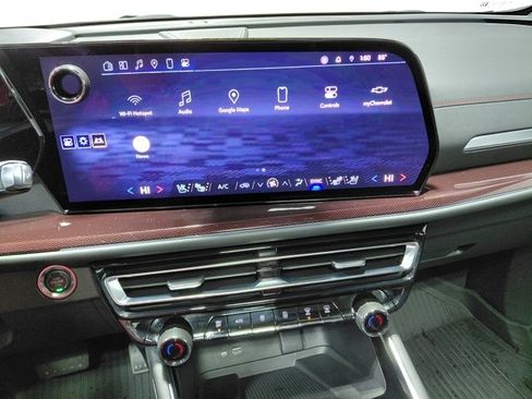 Certified 2024 Chevrolet Traverse RS w/ LPO, Floor Liner Package image 36