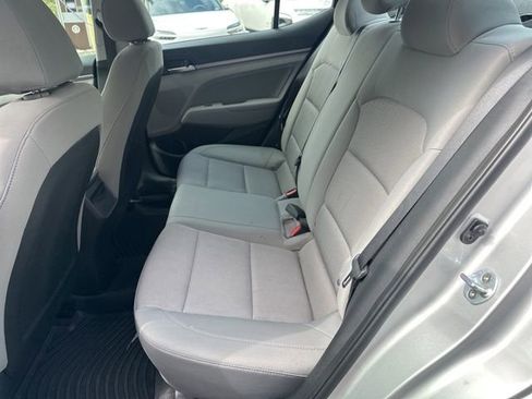 Used 2017 Hyundai Elantra SE w/ SE A/T Tech Package 03 FWD image 7