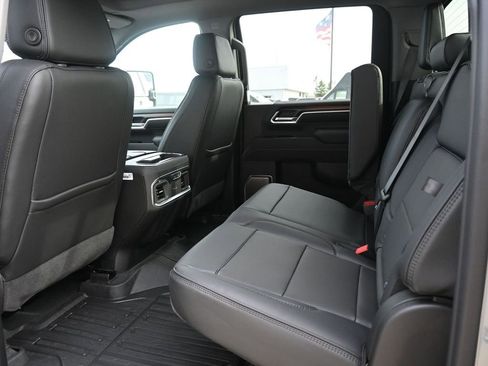 New 2026 GMC Sierra 2500 Denali w/ Denali Reserve Package image 15