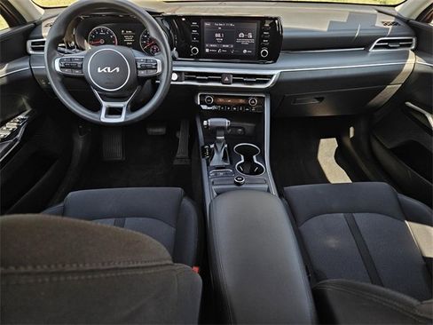 Used 2022 Kia K5 LXS image 14