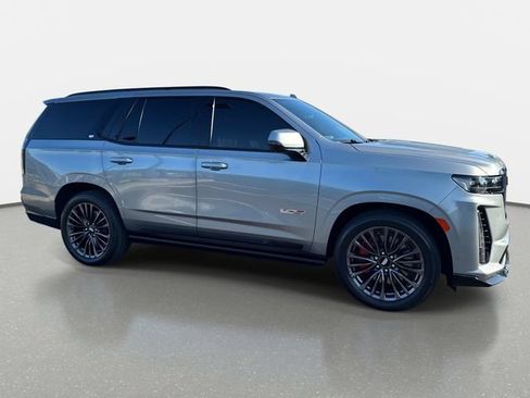 Certified 2023 Cadillac Escalade V AWD/4WD image 7