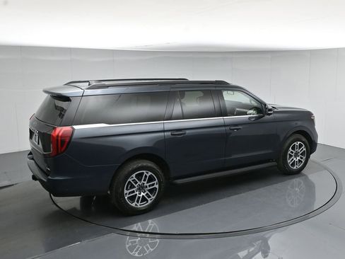 Used 2025 Ford Expedition Max Active AWD/4WD image 45