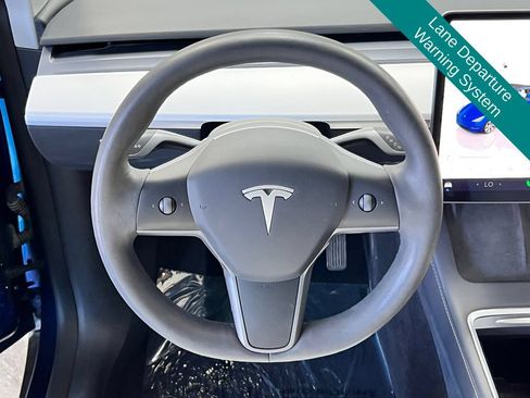 Used 2023 Tesla Model Y Long Range AWD/4WD image 10