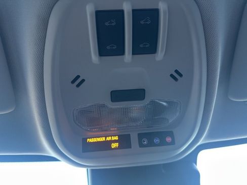 Used 2024 Chevrolet Trax ACTIV w/ Sunroof Package image 20