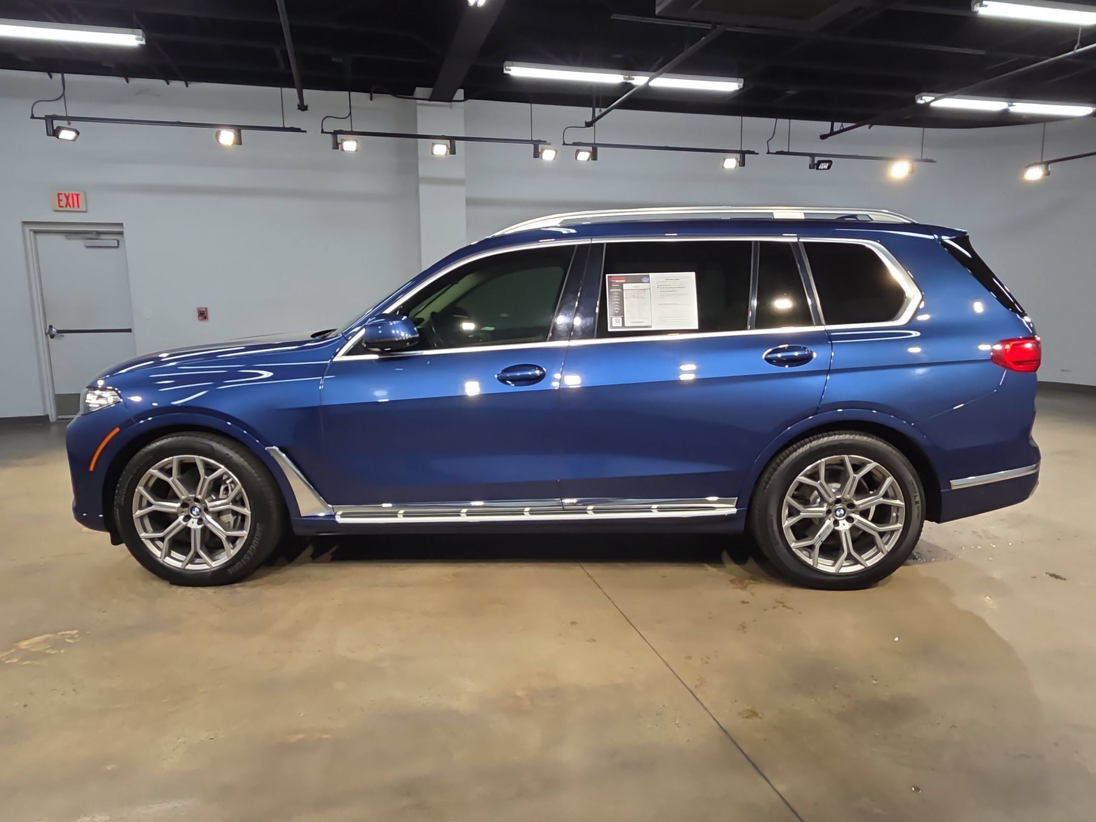 Used 2019 BMW X7 xDrive40i w/ Premium Package AWD/4WD image 4