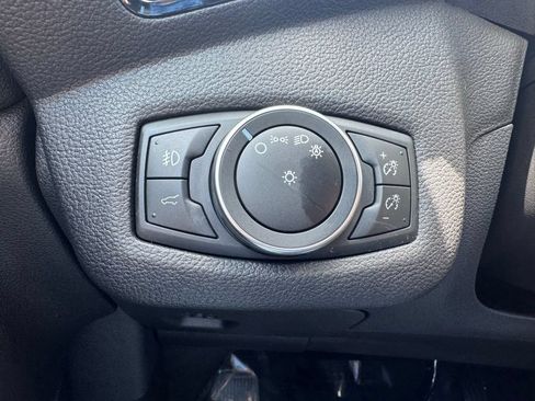 Used 2019 Ford Escape Titanium AWD/4WD image 36