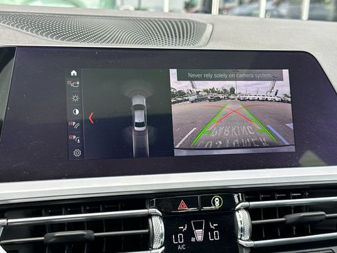 Used 2019 BMW 330i Sedan w/ Driving Assistance Package RWD image 19