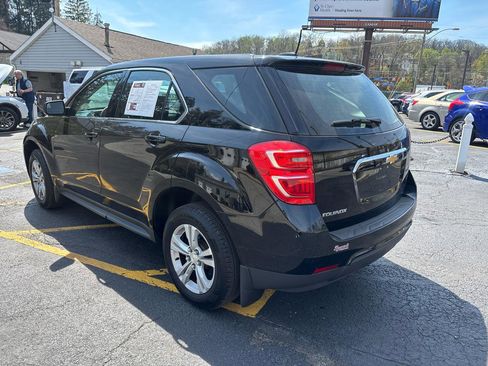 Used 2017 Chevrolet Equinox LS image 5