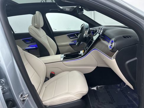 Used 2026 Mercedes-Benz GLC 300 image 28