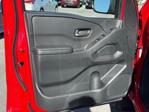 New 2026 Nissan Frontier SV w/ SV Convenience Package image 10