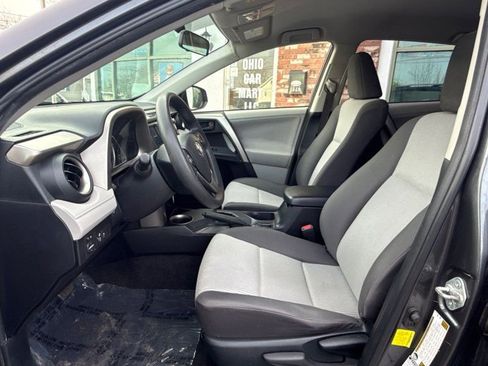 Used 2013 Toyota RAV4 LE image 11