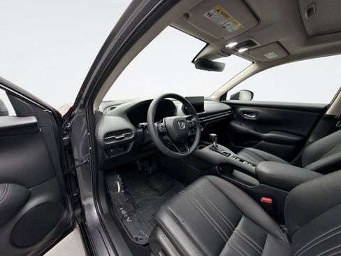 Used 2023 Honda HR-V EX-L image 10