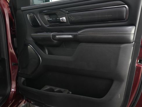 Used 2022 RAM 1500 Limited AWD/4WD image 9