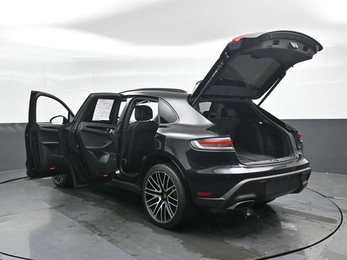 Used 2022 Porsche Macan AWD/4WD image 49