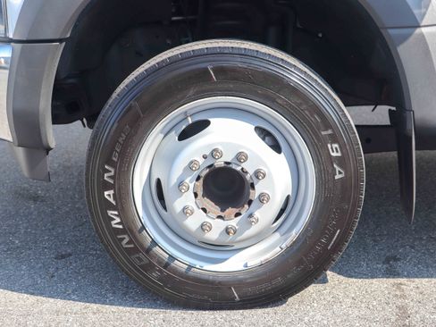 Used 2019 Ford F550 2WD Regular Cab Super Duty image 26