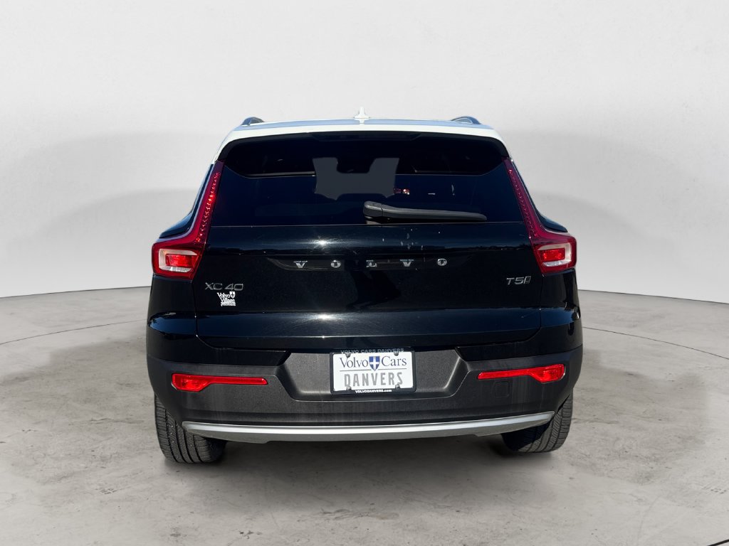 Used 2019 Volvo XC40 T5 Momentum AWD/4WD image 4
