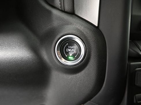 Used 2020 Chevrolet Silverado 2500 LTZ w/ LTZ Premium Package image 33