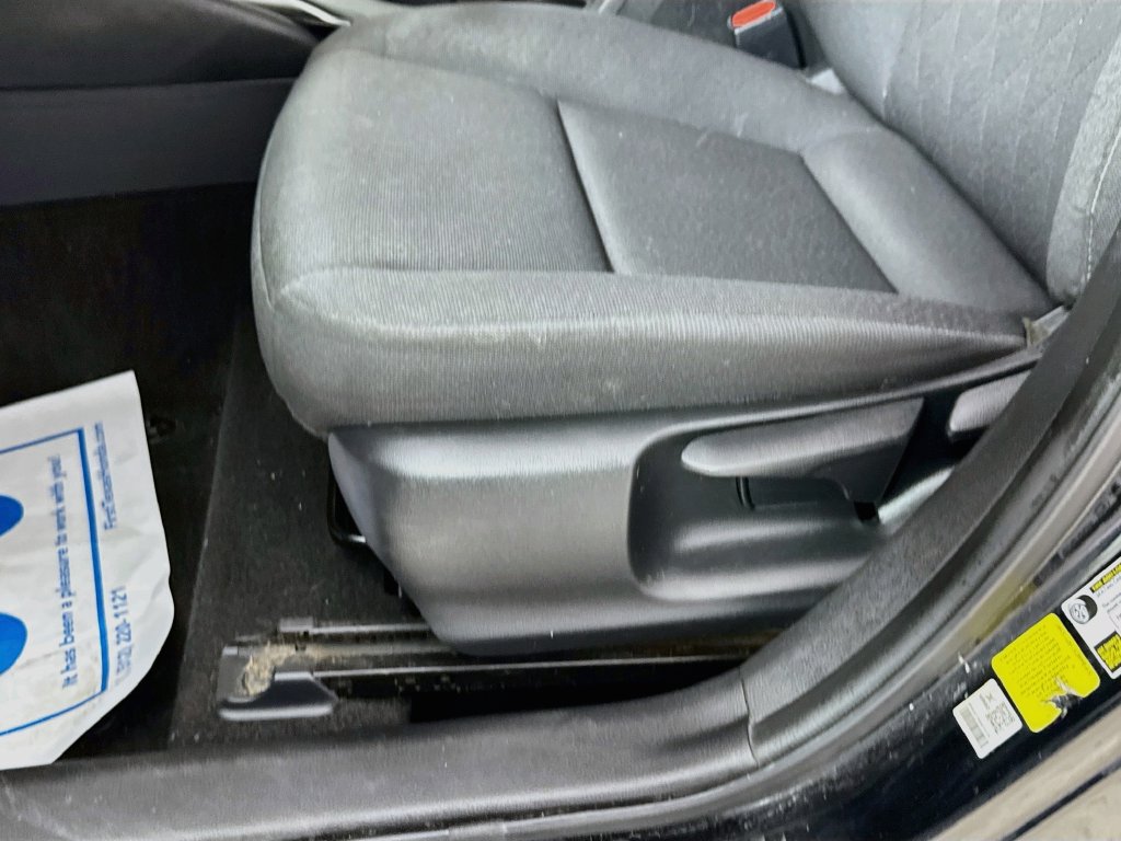 Used 2024 Toyota Corolla LE FWD image 22