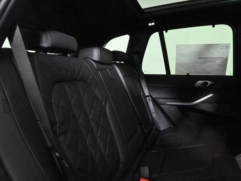 New 2026 BMW X5 xDrive40i AWD/4WD image 36