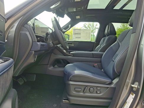 New 2026 INFINITI QX80 4WD w/ Sport Exterior Package image 9