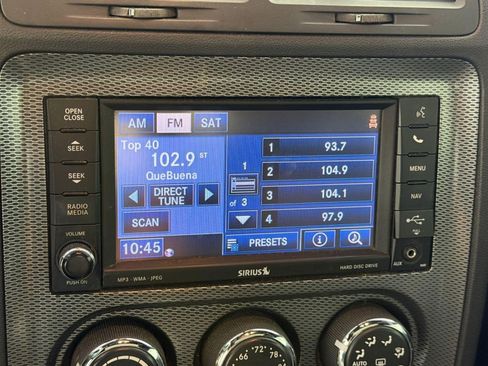 Used 2013 Dodge Challenger R/T RWD image 27