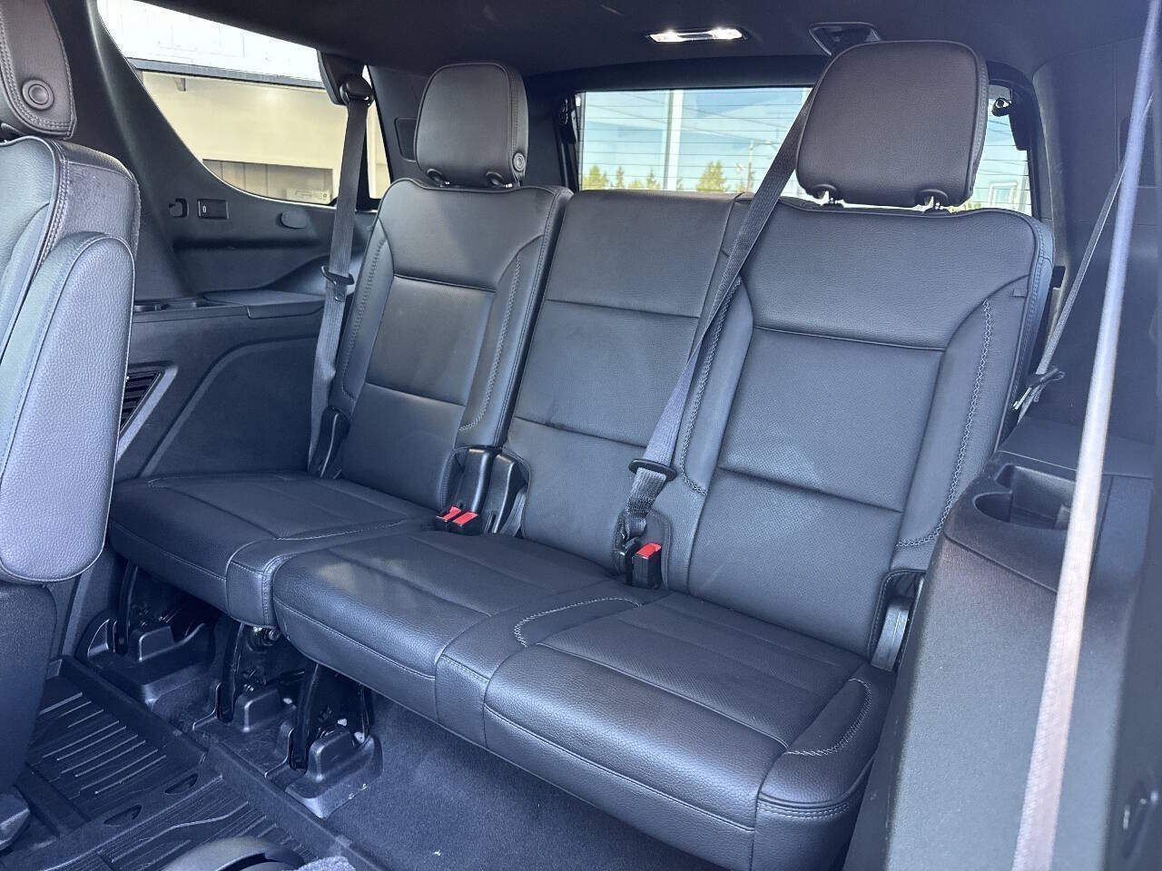 Used 2021 GMC Yukon Denali AWD/4WD image 30