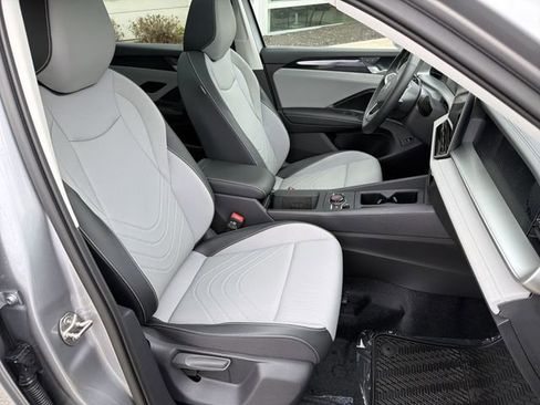 New 2026 Volkswagen Tiguan SE AWD/4WD image 25
